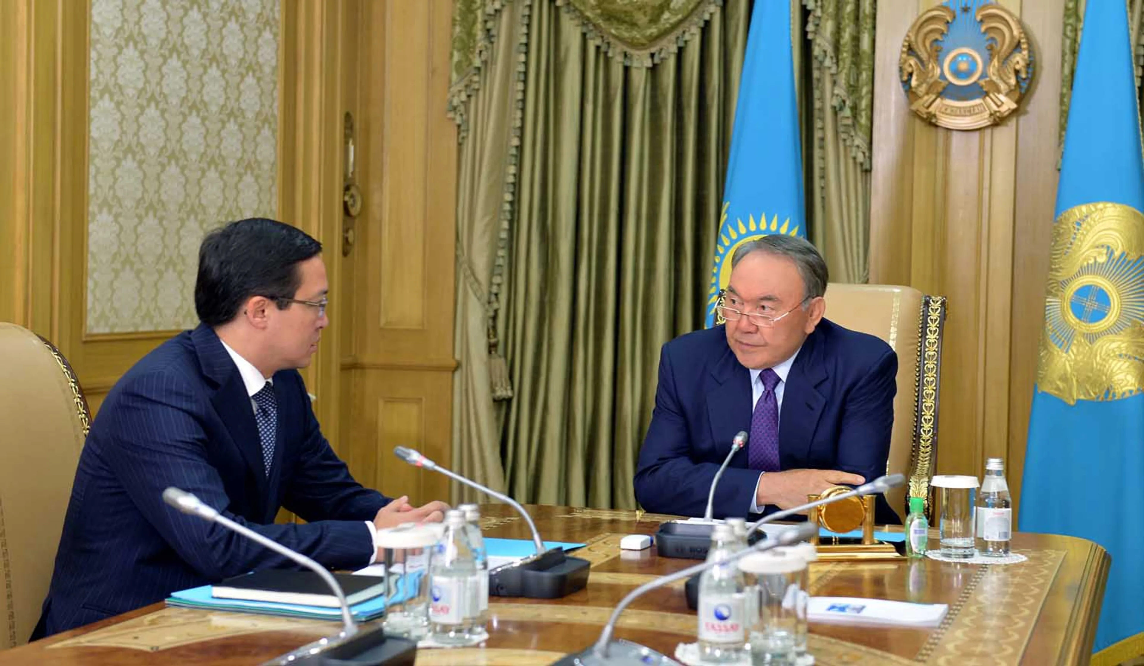 Капитал - Данияр Акишев назвал факторы, повлиявшие на ослабление тенге