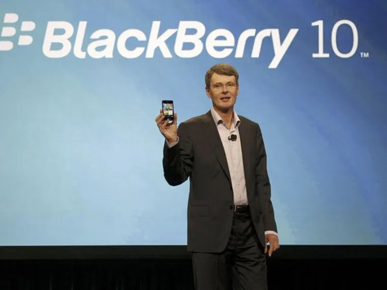 Капитал - BlackBerry наполовину сократила персонал в США