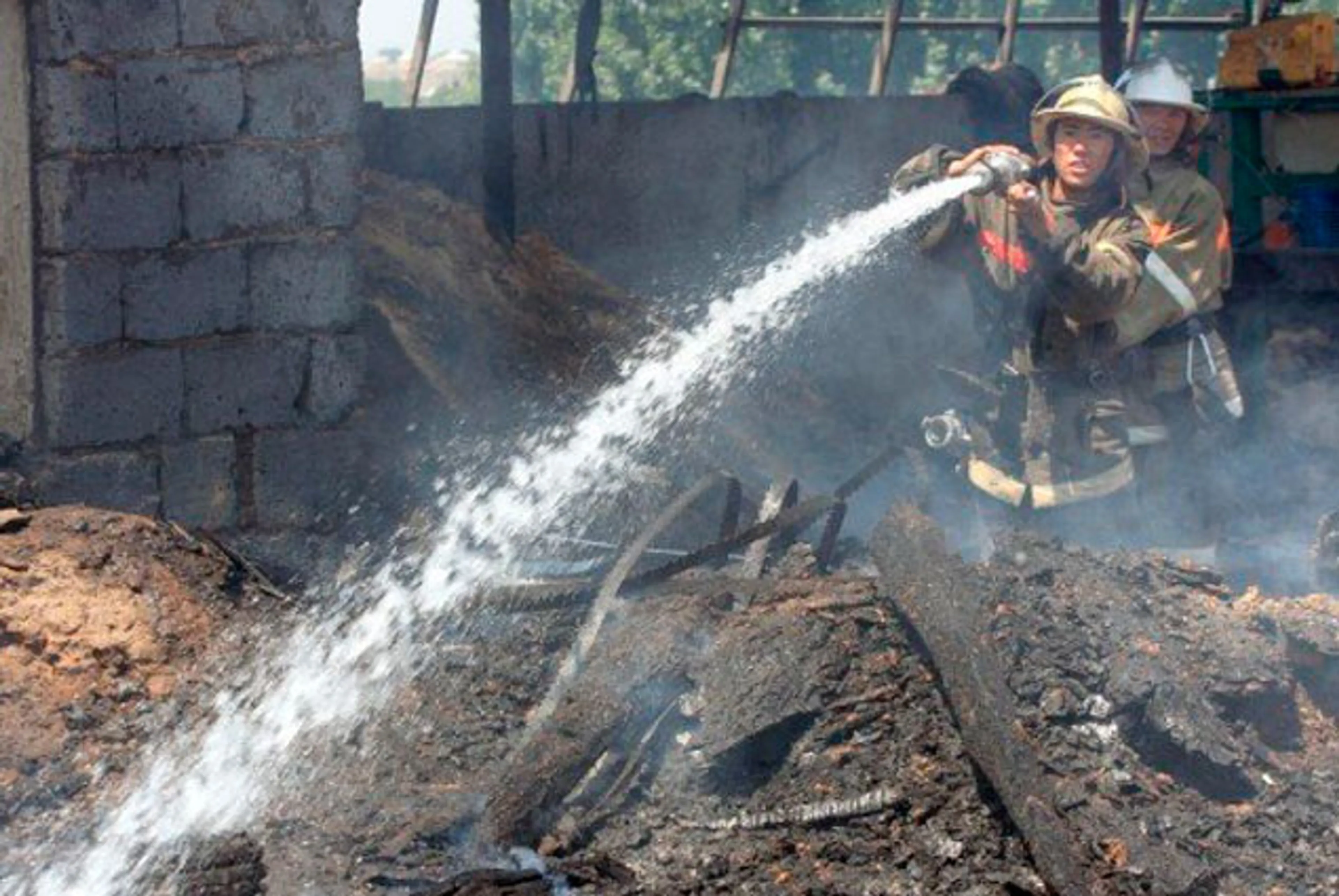 Капитал - Два человека погибли от взрыва боевой гранаты в Бишкеке