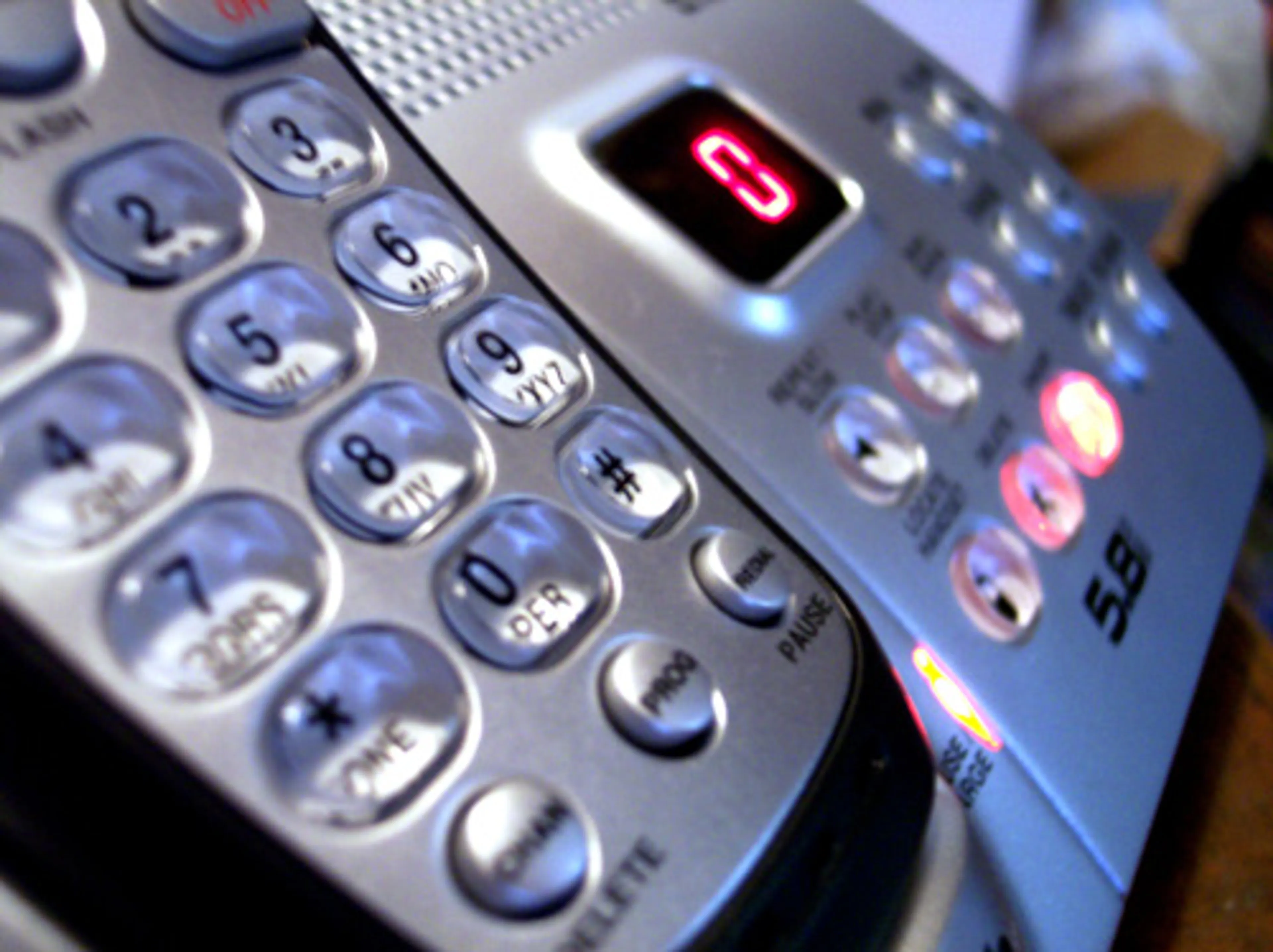 Капитал - Доходы от услуг междугородной связи составили 19,73 млрд. тенге