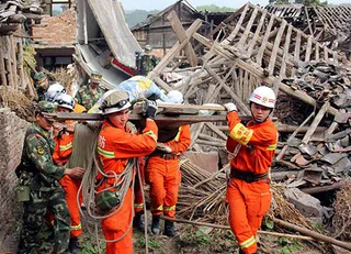 Капитал - Более 180 человек погибли при землетрясении в Китае