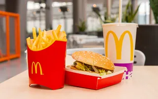 Капитал - McDonald’s приостанавливает работу ресторанов в Казахстане