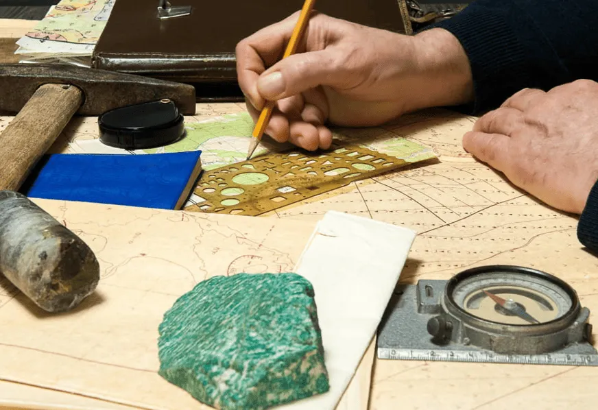 Сколько зарабатывают геологи в Казахстане?