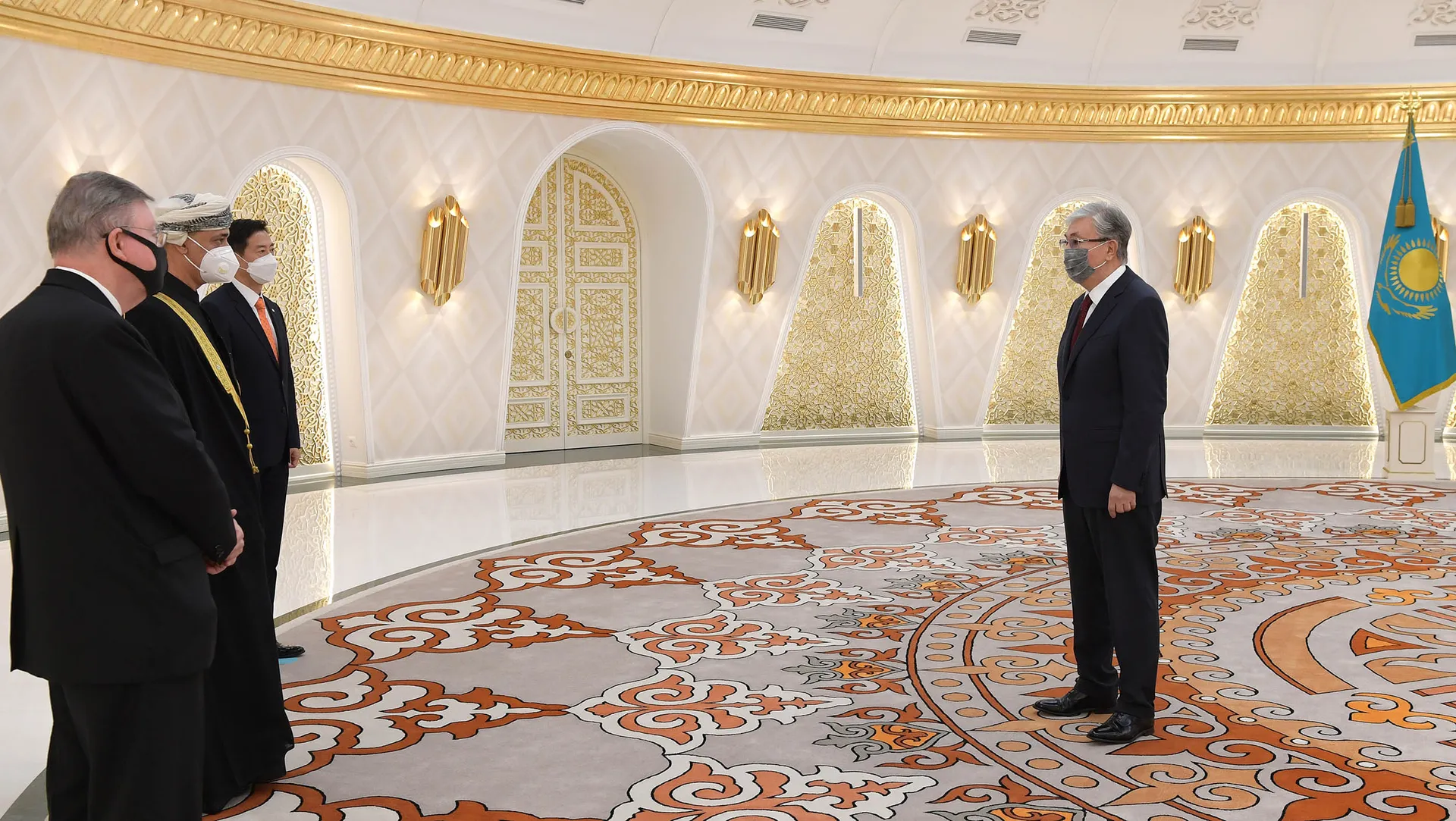 Капитал - Президент принял верительные грамоты послов нескольких государств