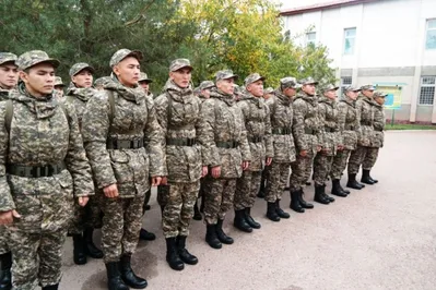 В Казахстане предлагают вернуть двухгодичную службу в армии