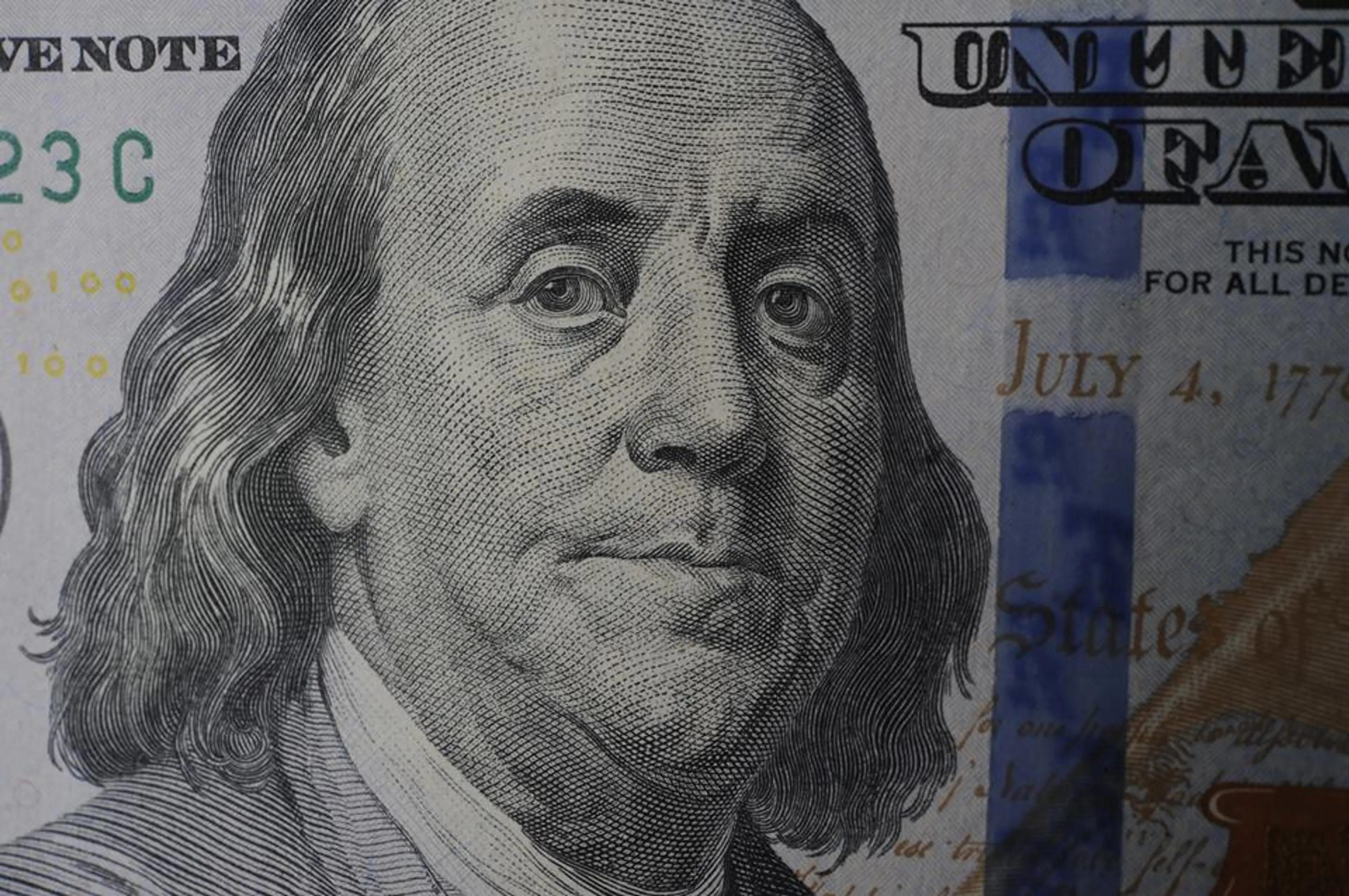 Капитал - Доллар продолжил укрепляться на утренней сессии KASE