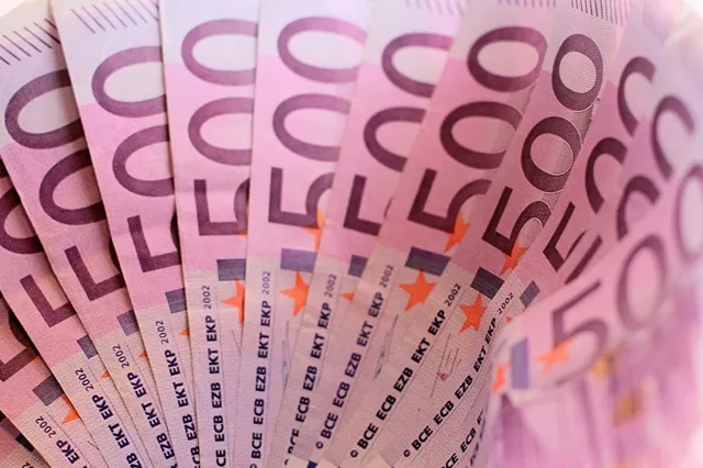 В Евросоюзе не будут выпускать банкноты в 500 евро