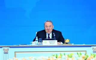 Капитал - Низкооплачиваемым бюджетникам повысят зарплату до 30%
