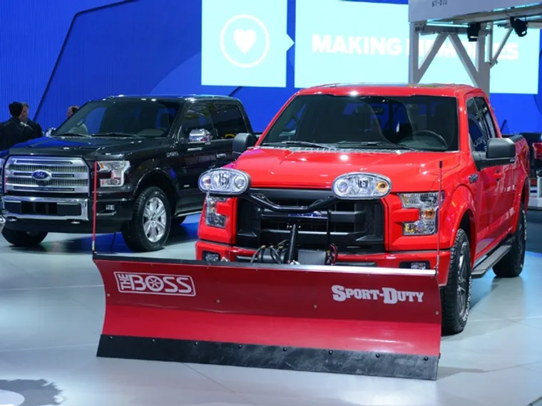 Капитал - Ford F-150 превратился в бульдозер