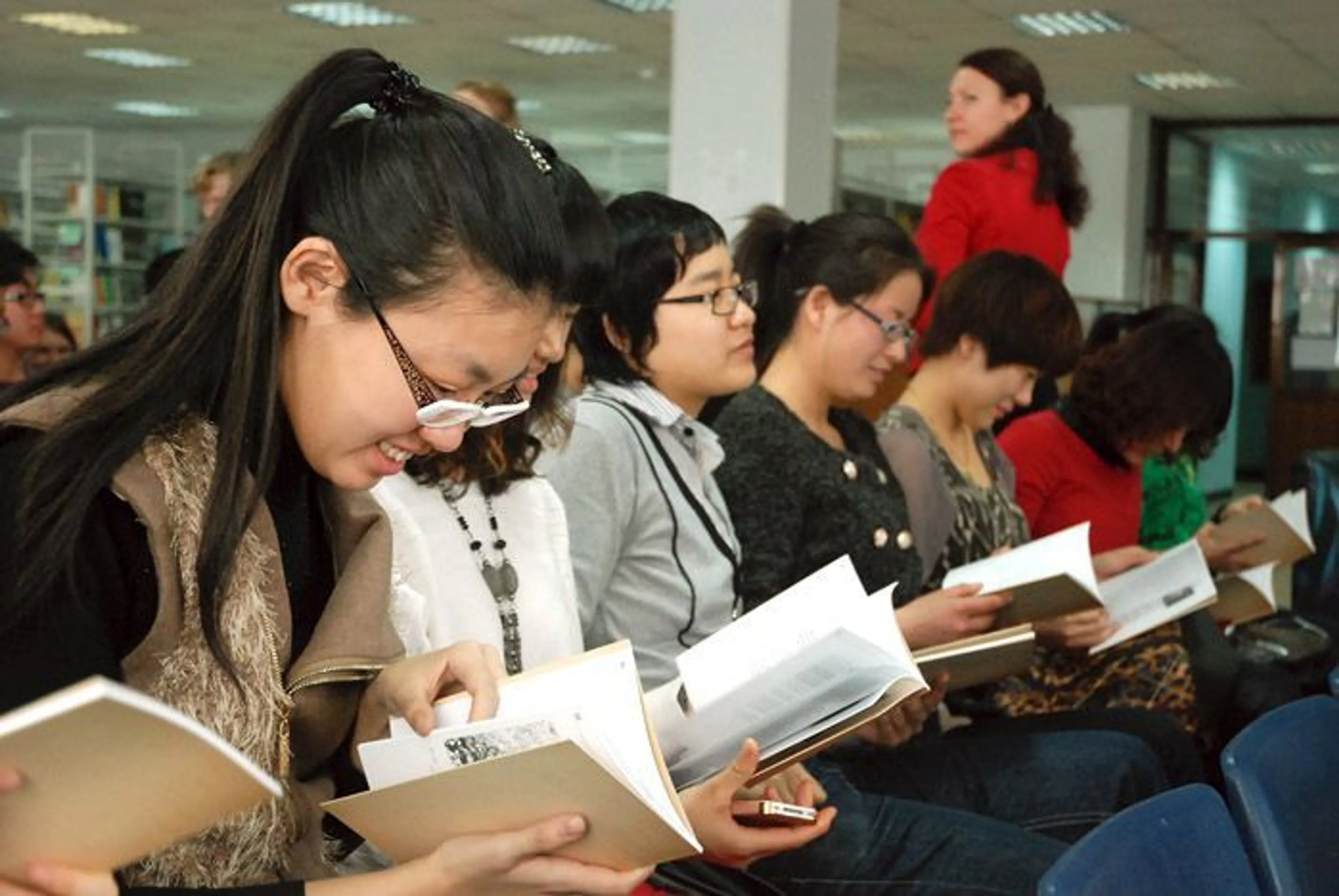 Капитал - Иностранцам дают гранты в вузах с расчетом, что они будут работать в РК