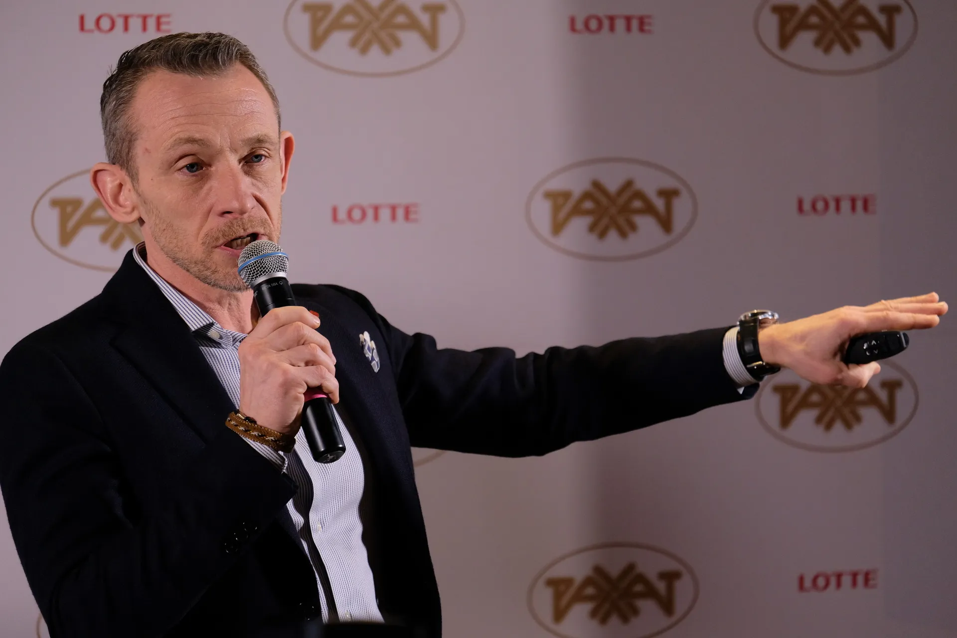 Капитал - Lotte Confectionery пока не стал 100% владельцем Рахата