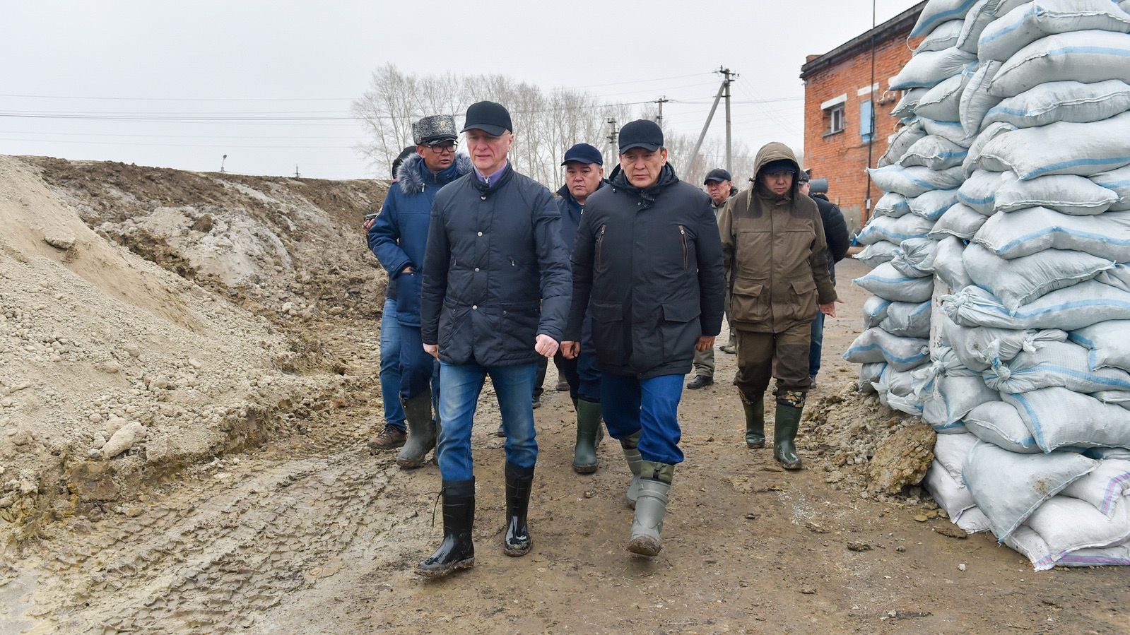 Роман Скляр поручил срочно эвакуировать жителей поселка Заречный в СКО 2897400 - Kapital.kz 