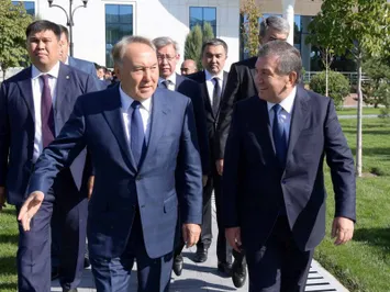Нурсултан Назарбаев встретился с Шавкатом Мирзиёевым