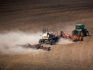 Капитал - КазАгро направит на посевную 74,3 млрд. тенге