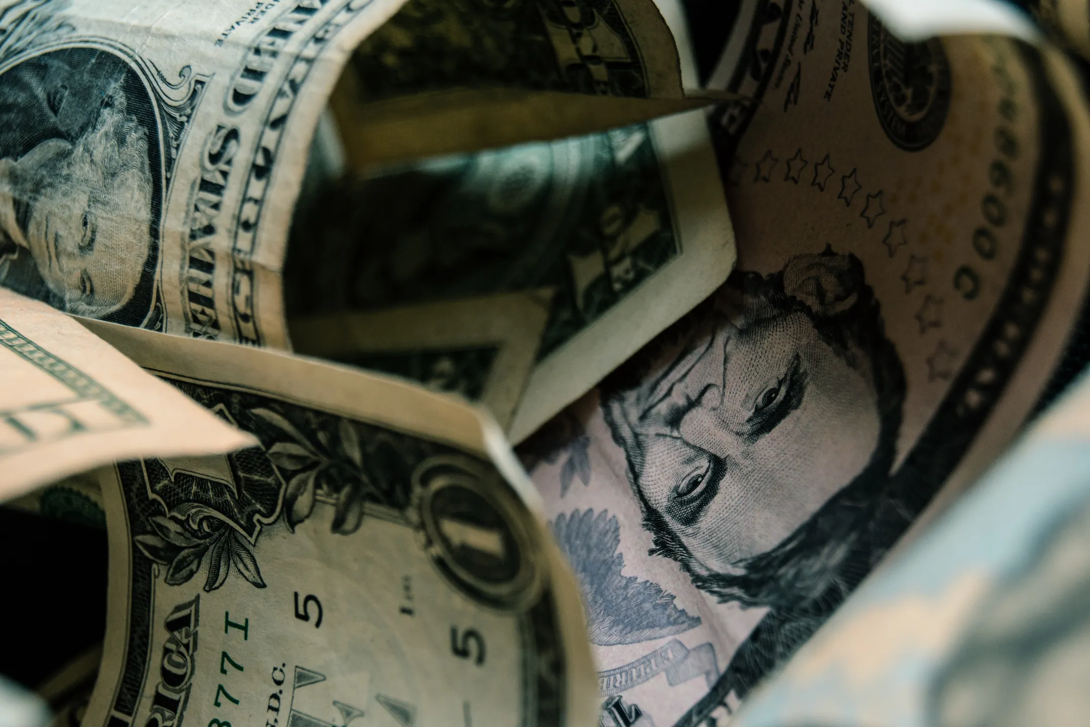 За торговую неделю нацвалюта укрепилась на 6 тенге - Image Kapital.kz