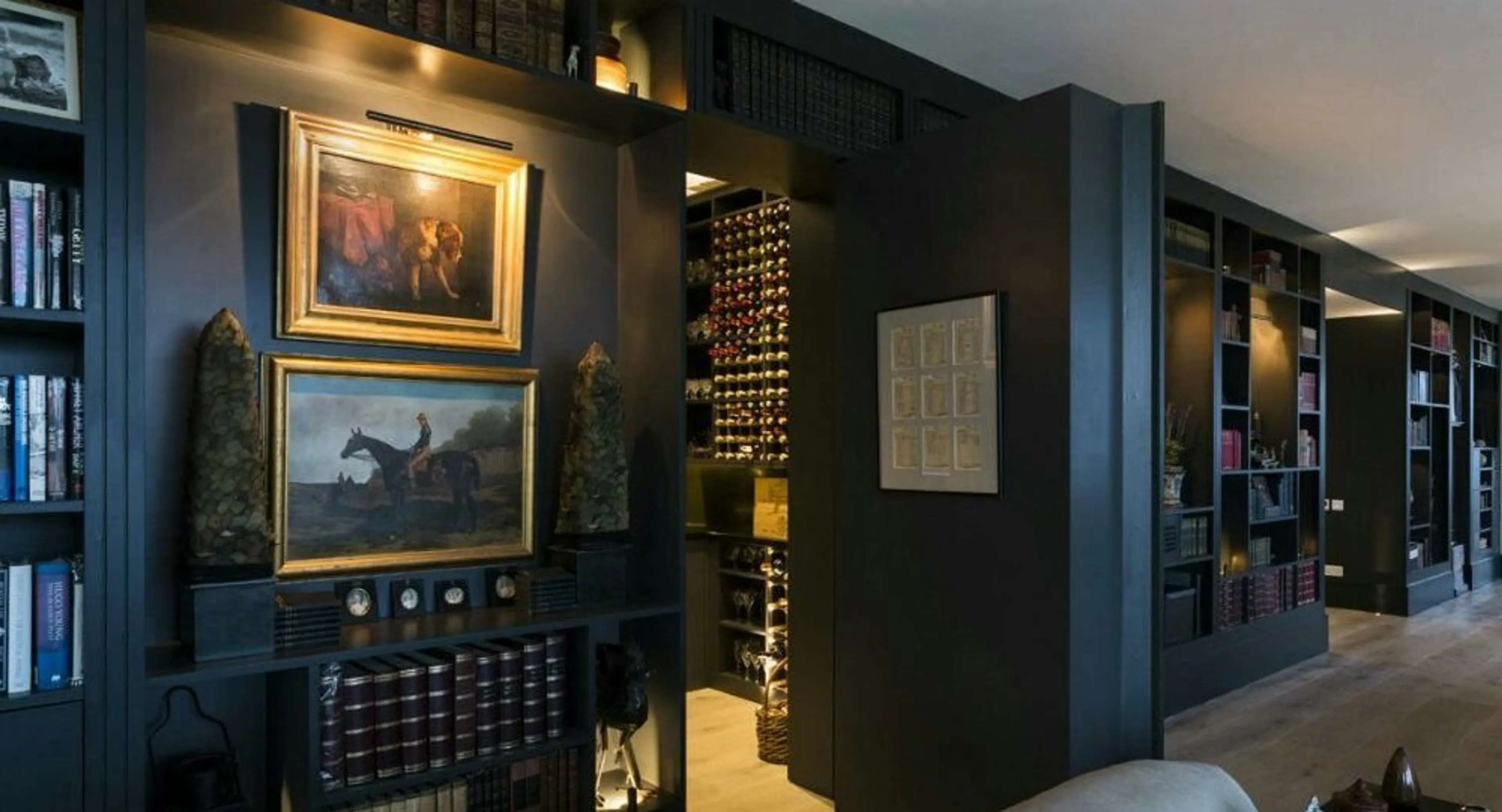 Капитал - Продавший квартиру за 65 млн брокер рассказал о «звонке из ведомства»