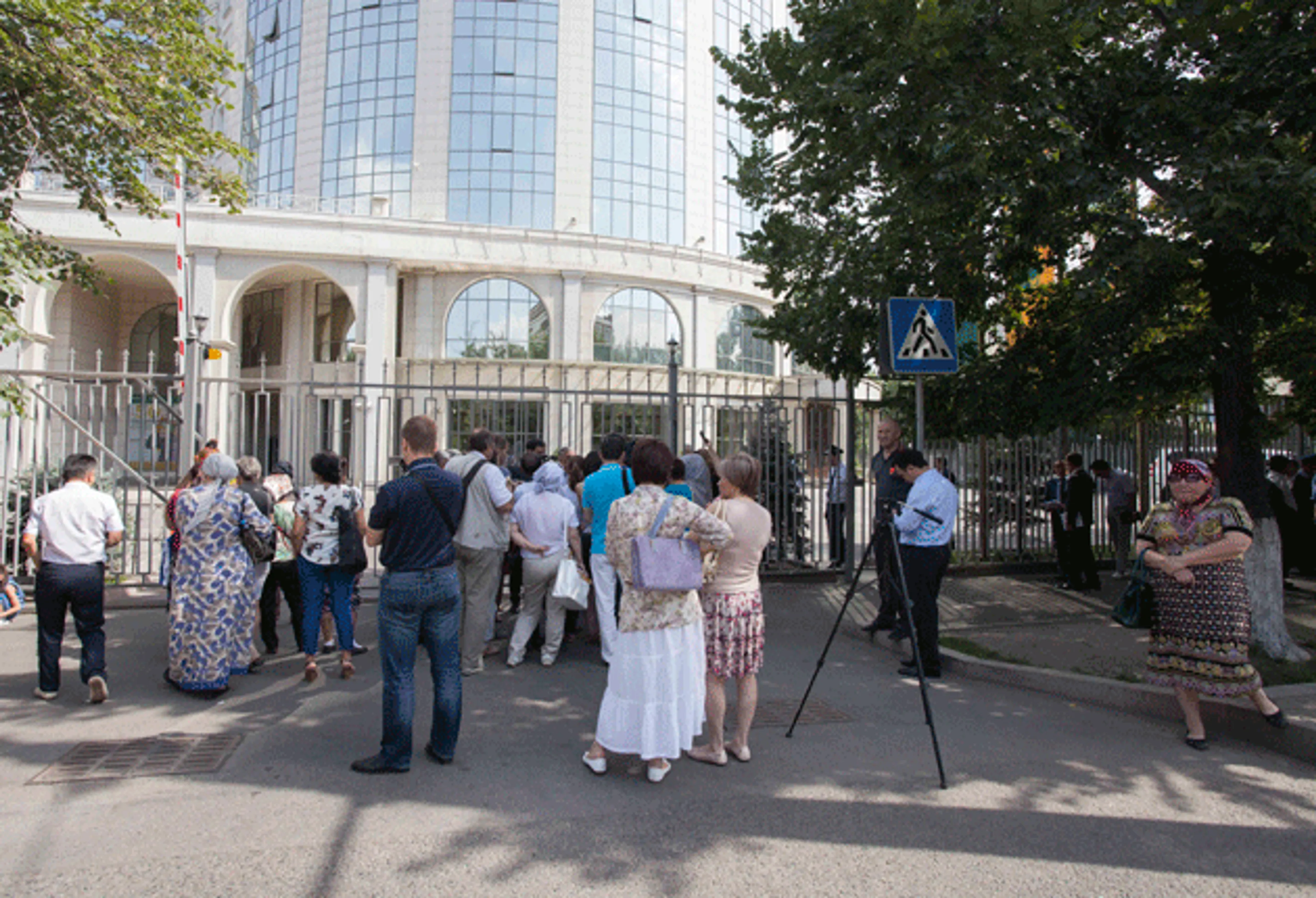 Капитал - Ипотечники обвиняют Народный банк в бездействии