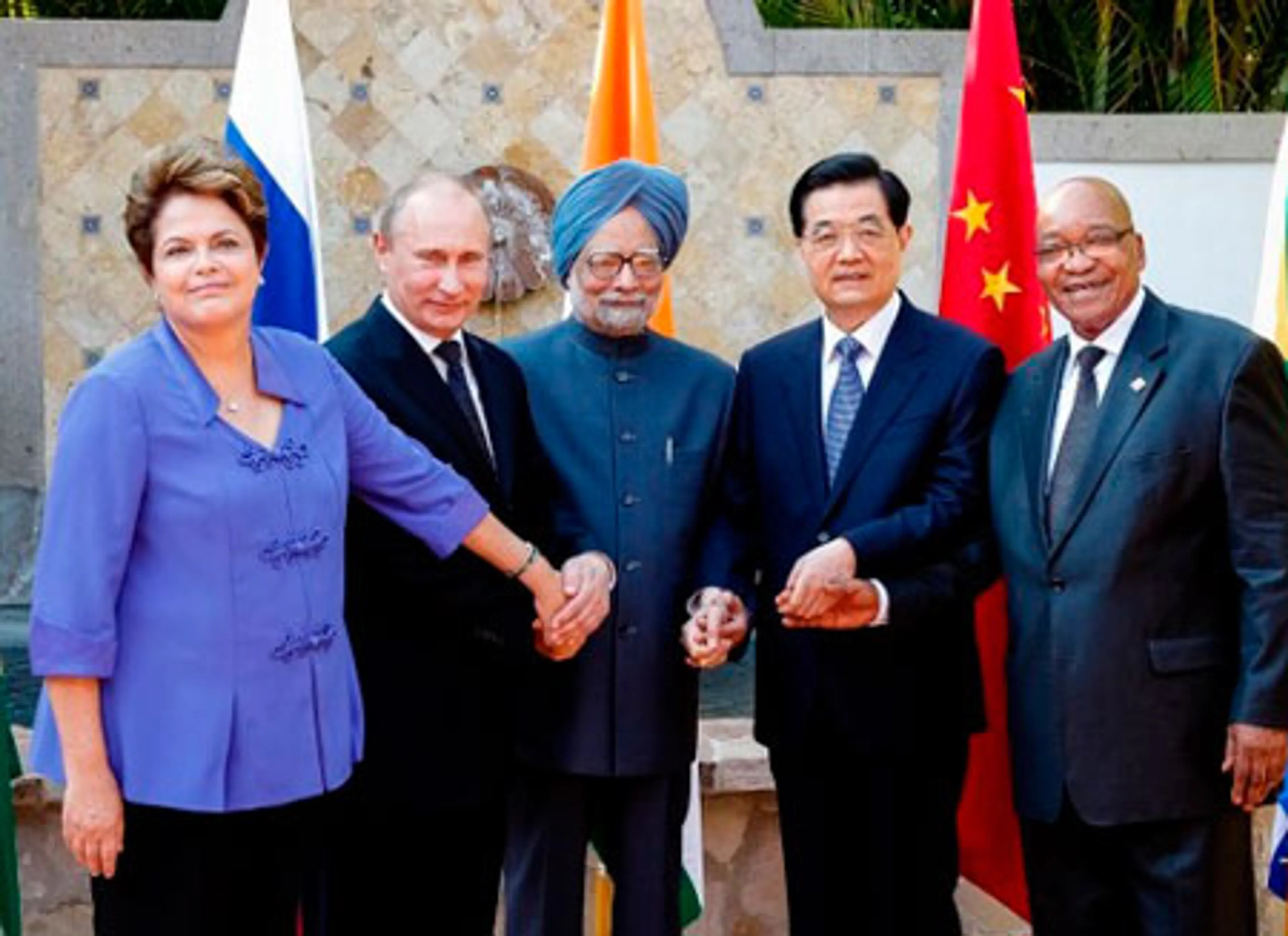 Капитал - Назван капитал Банка развития БРИКС