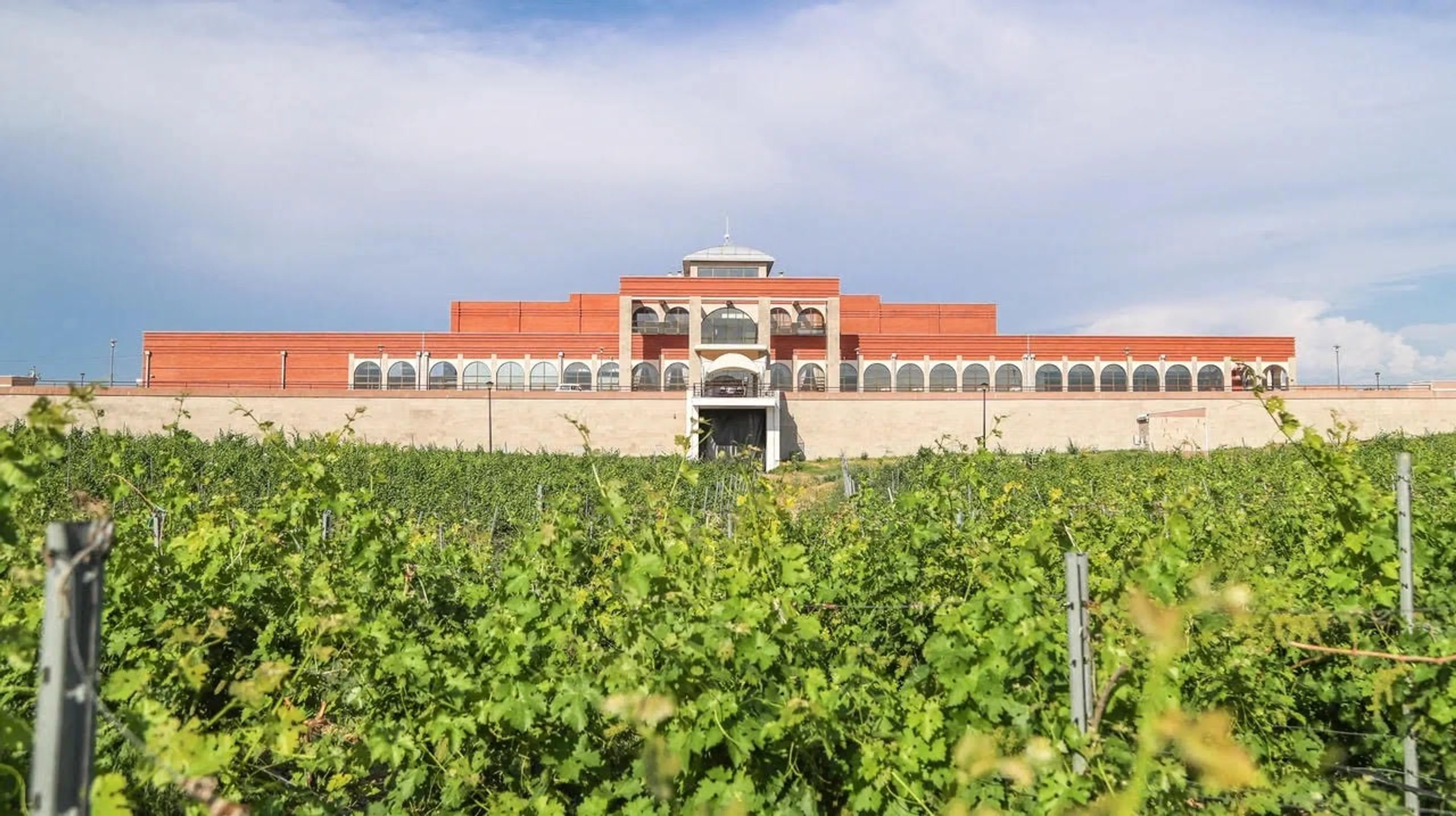 Капитал - Қазақстаннан Қытайға баратын Жібек Саяжолы