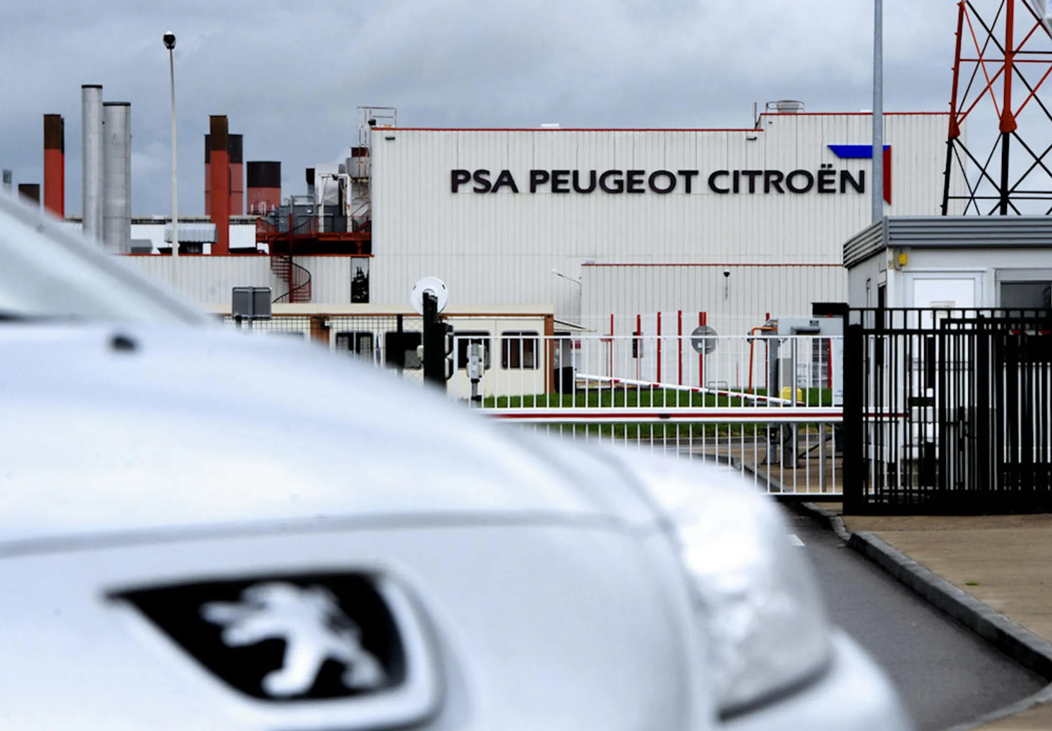 Peugeot Citroen подписывает договор с Казахстаном - Image Kapital.kz