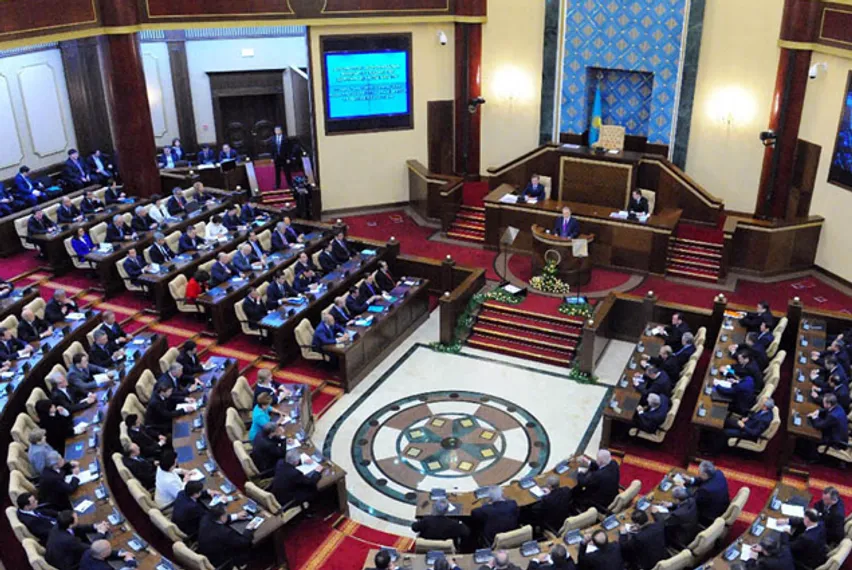 Капитал - Сенат одобрил проект закона по борьбе с терроризмом