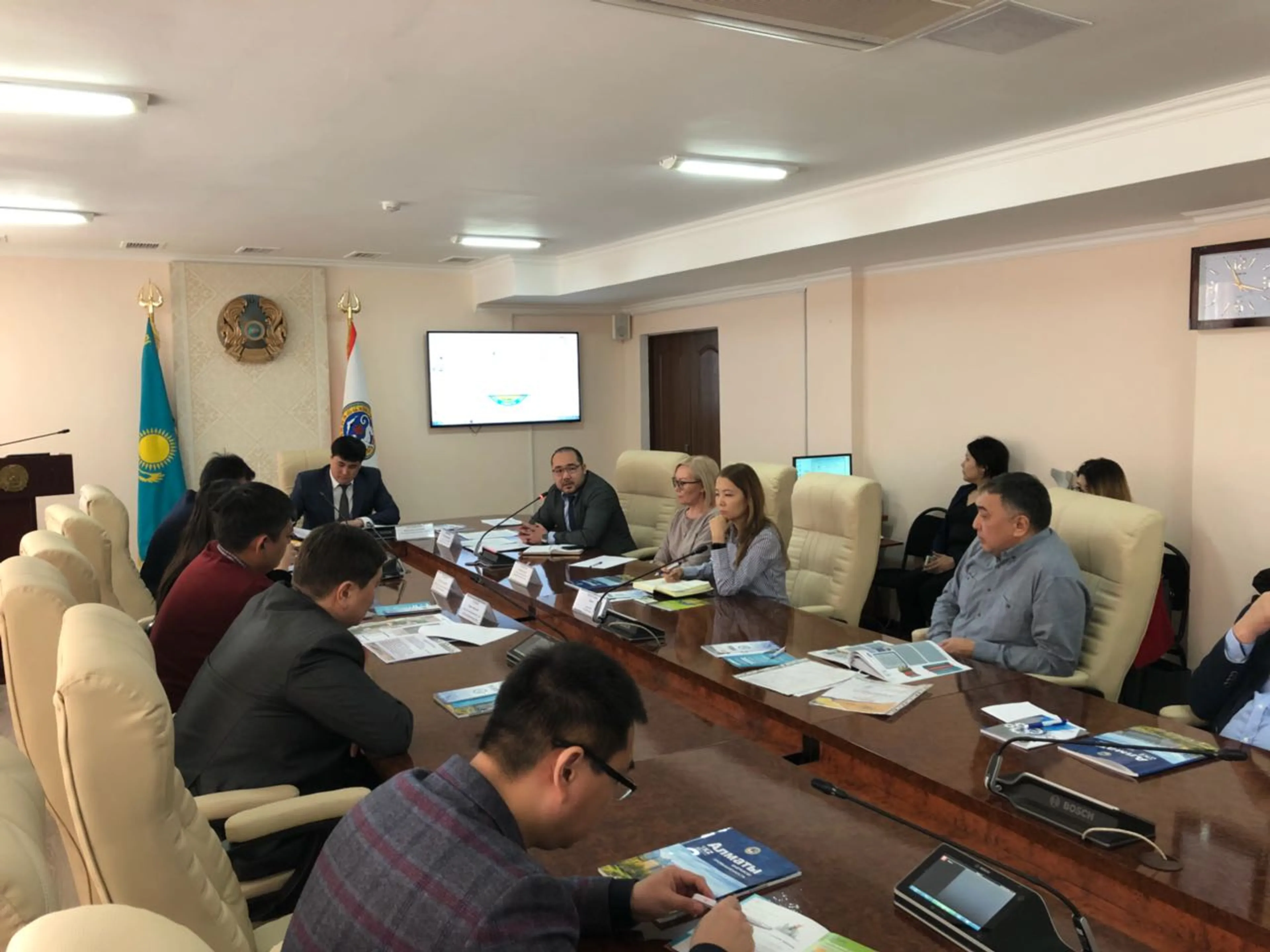 Капитал - Ерлан Алимханов намерен производить электробайки-трансформеры