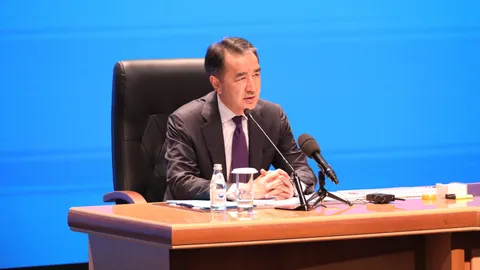 Капитал - Бакытжан Сагинтаев: Не надо торопиться с законопроектом о банкротстве