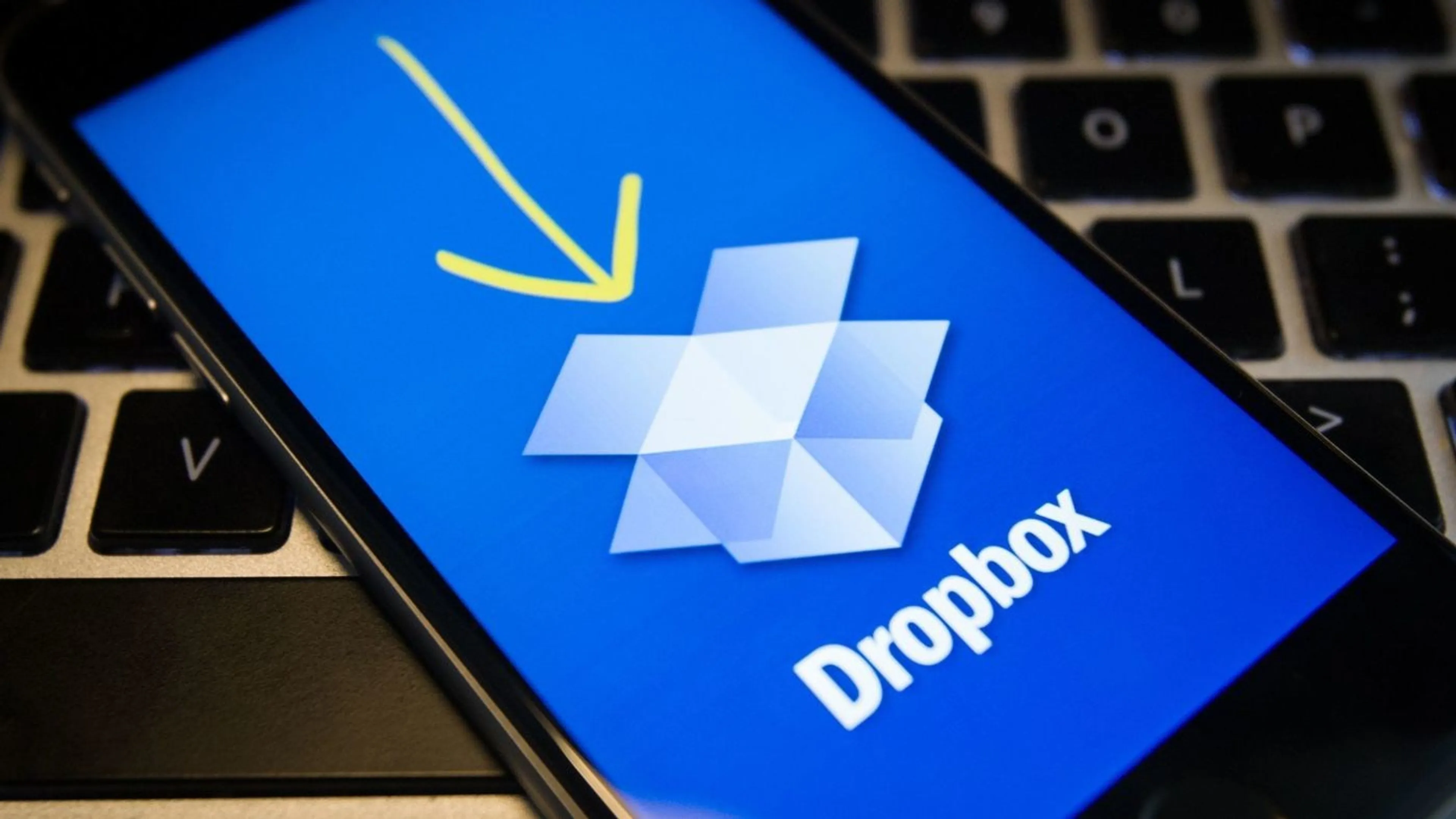 Капитал - Dropbox планирует привлечь до $648 млн в ходе IPO