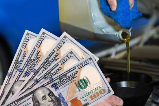 BP рассматривает продажу подразделения Castrol