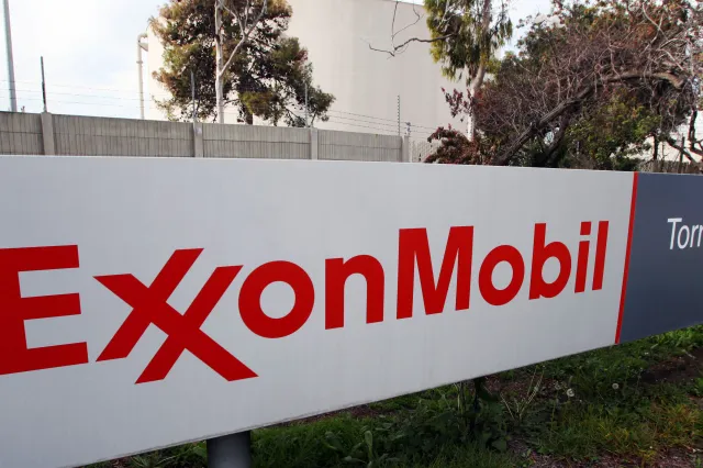 Exxon Mobil стала самой дорогой корпорацией