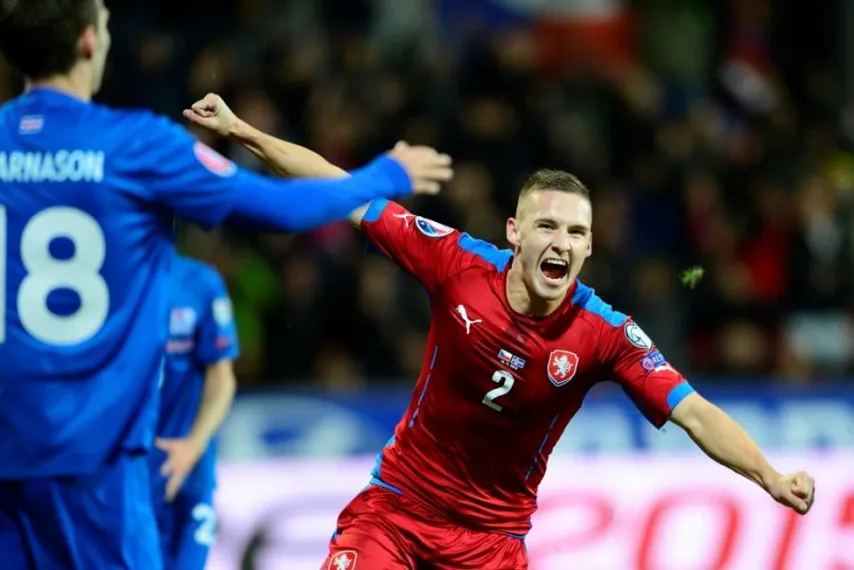 Капитал - Команда Чехии возглавила группу A