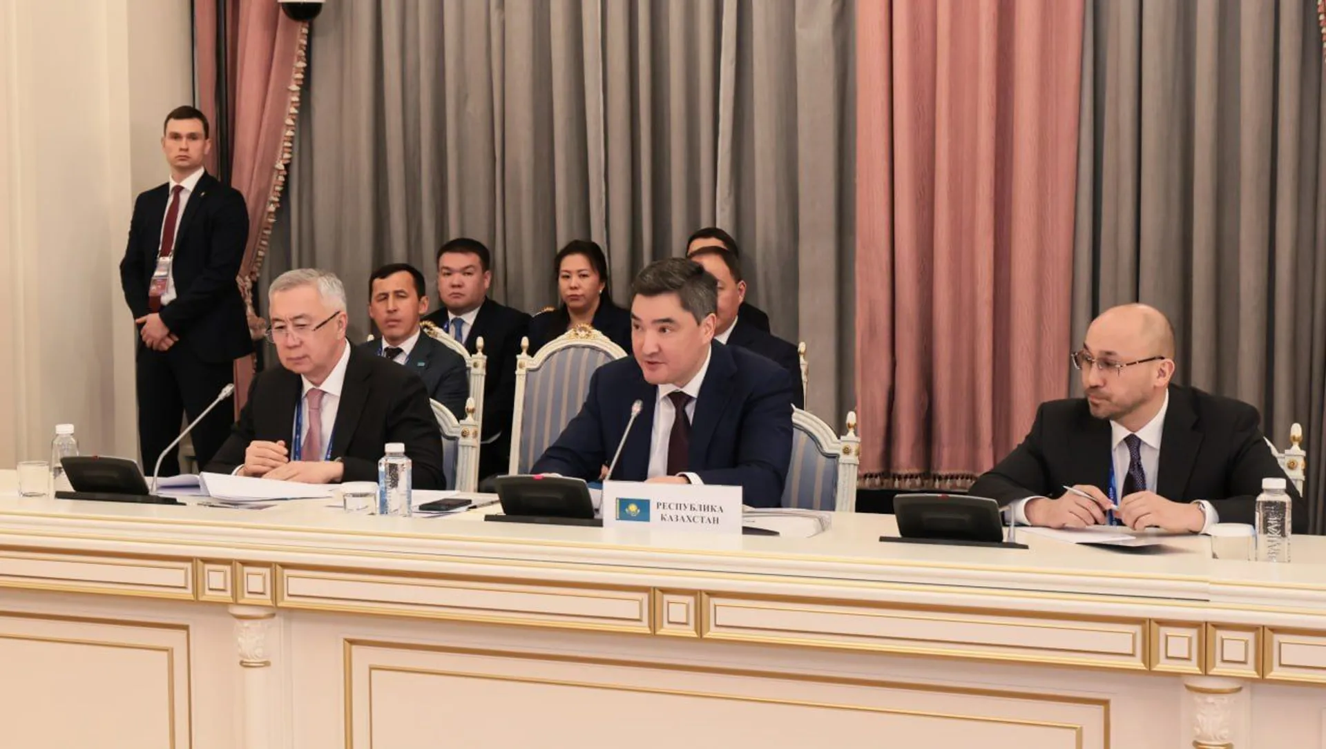 Фото: пресс-служба правительства