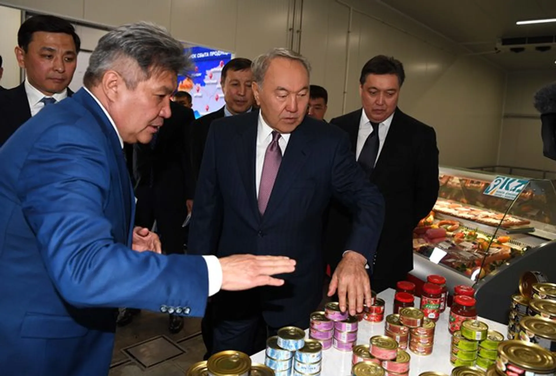 Капитал - Президент посетил несколько предприятий Западно-Казахстанской области