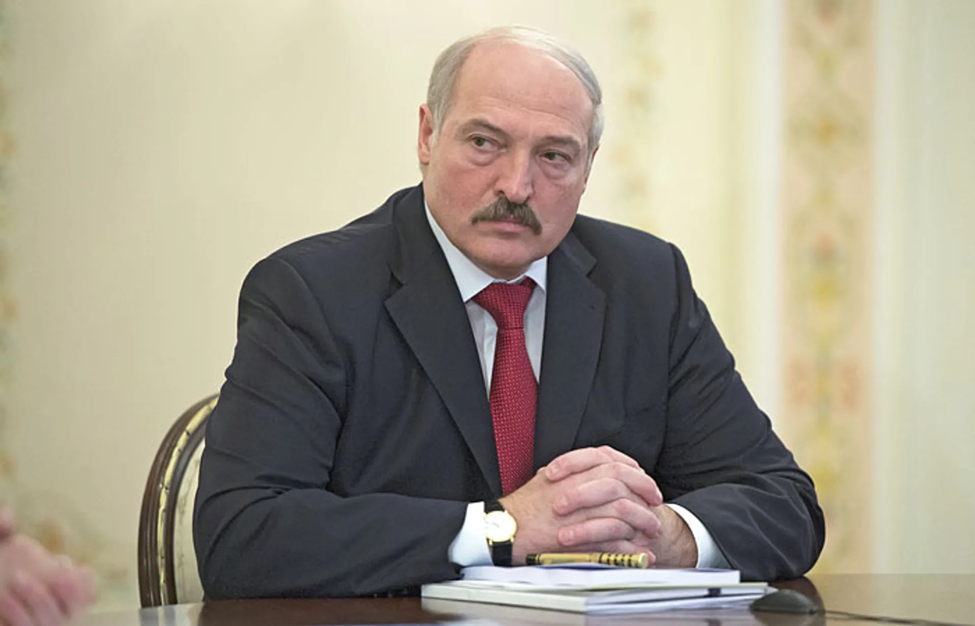 Капитал - Лукашенко: «Дефолта не ждите»