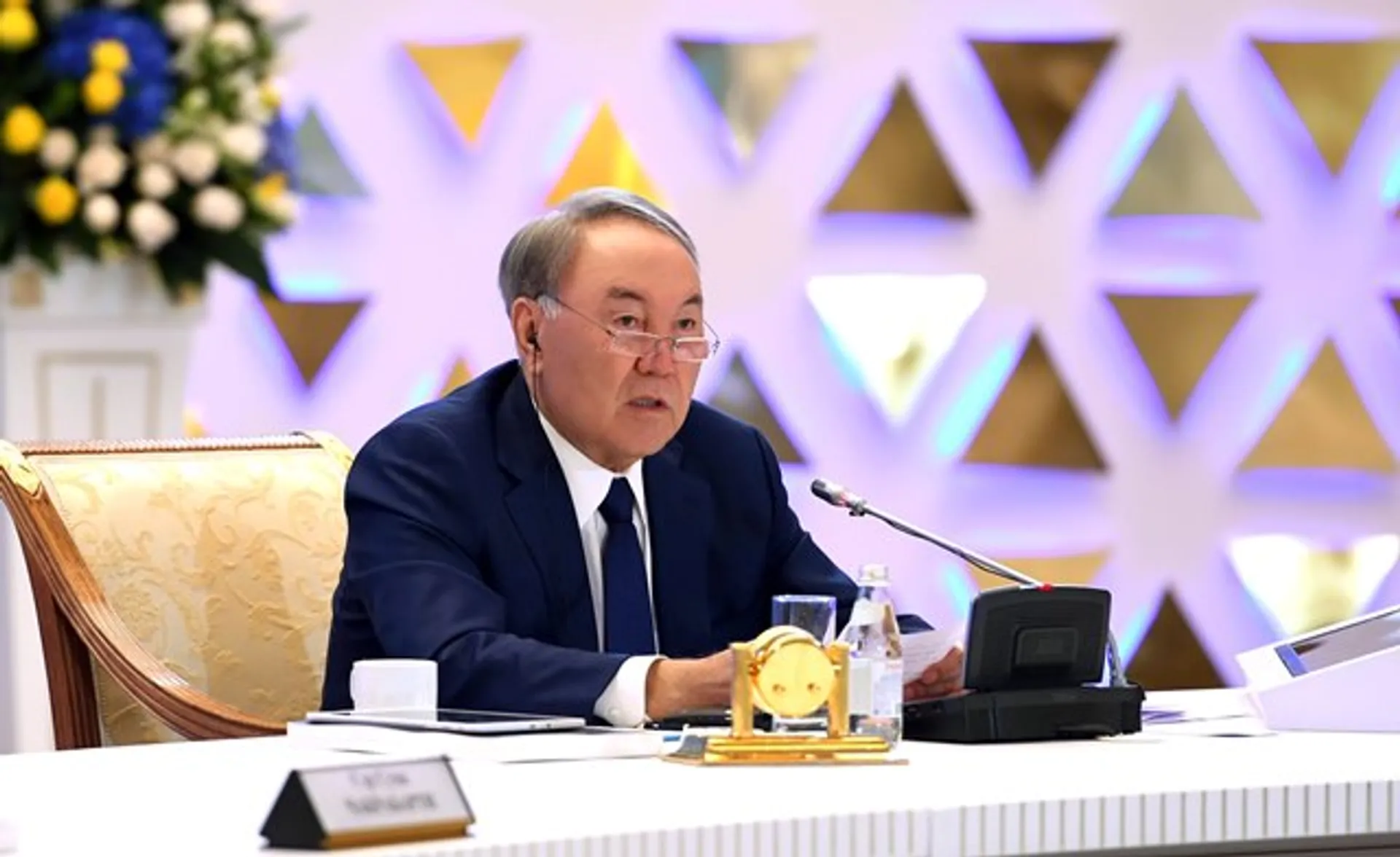 Капитал - Президент предложил инвесторам вкладывать в добычу «белой нефти»