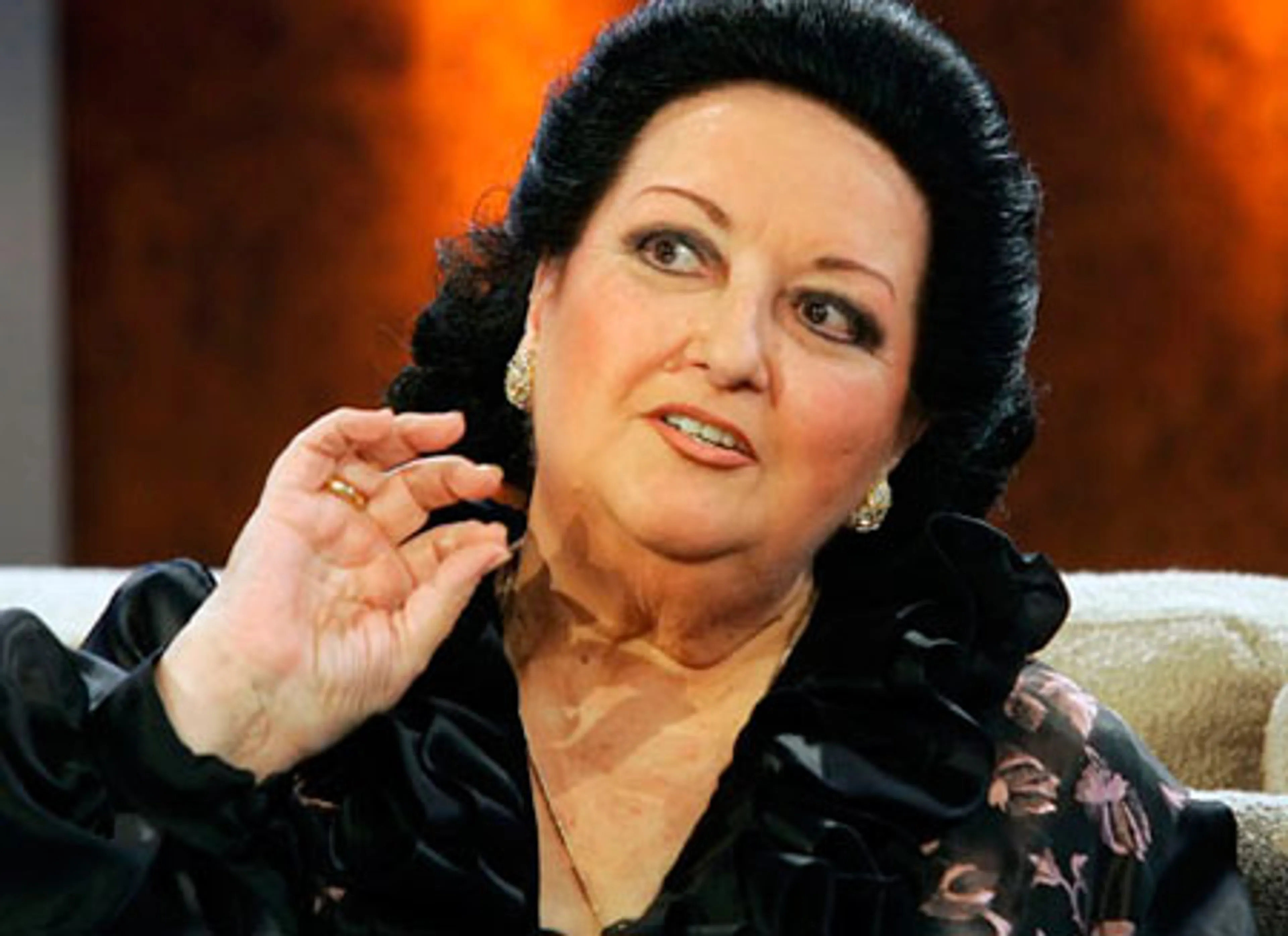 Капитал - Монсеррат Кабалье персона нон грата в Азербайджане