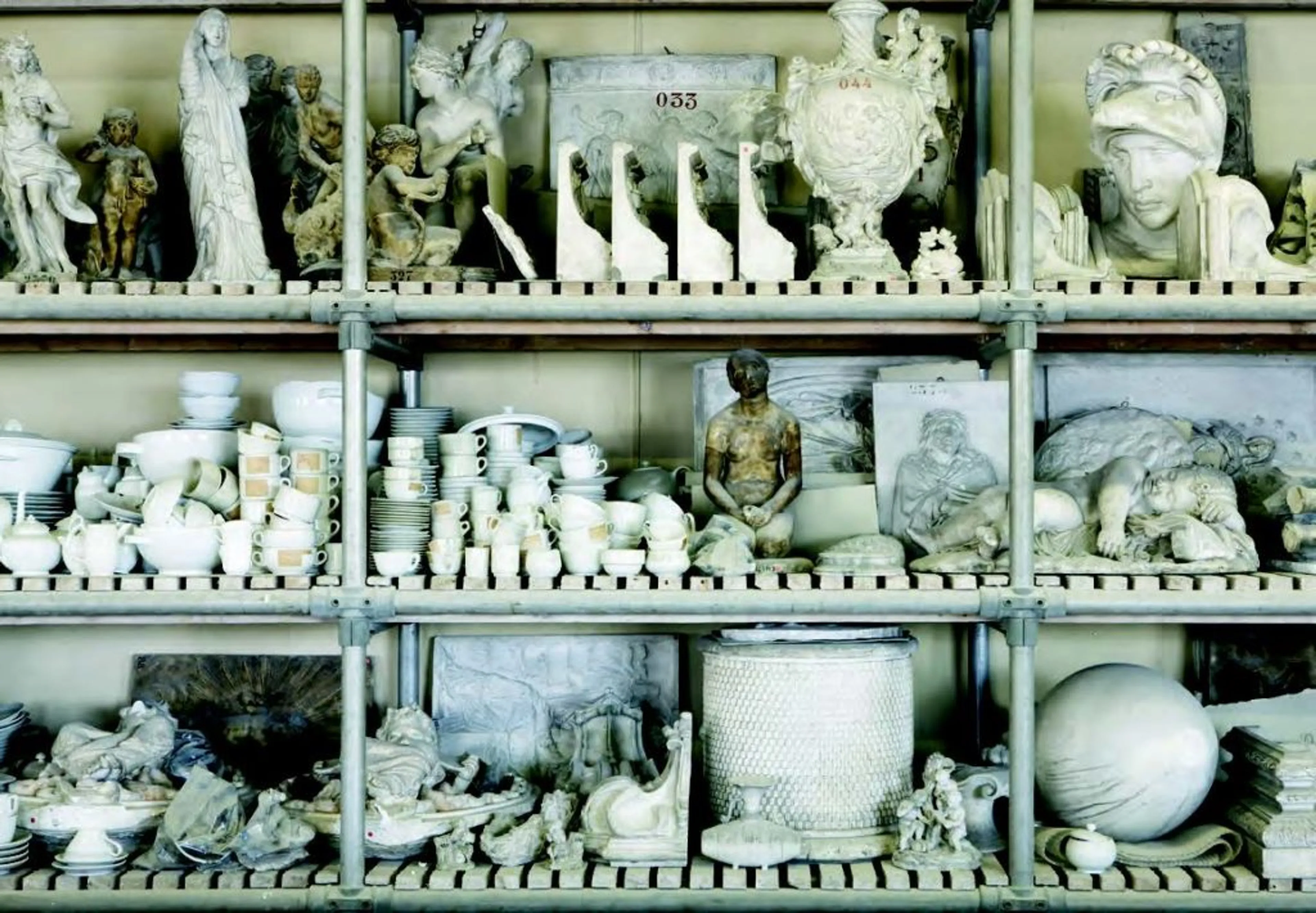 Капитал - Richard Ginori – главный по тарелочкам