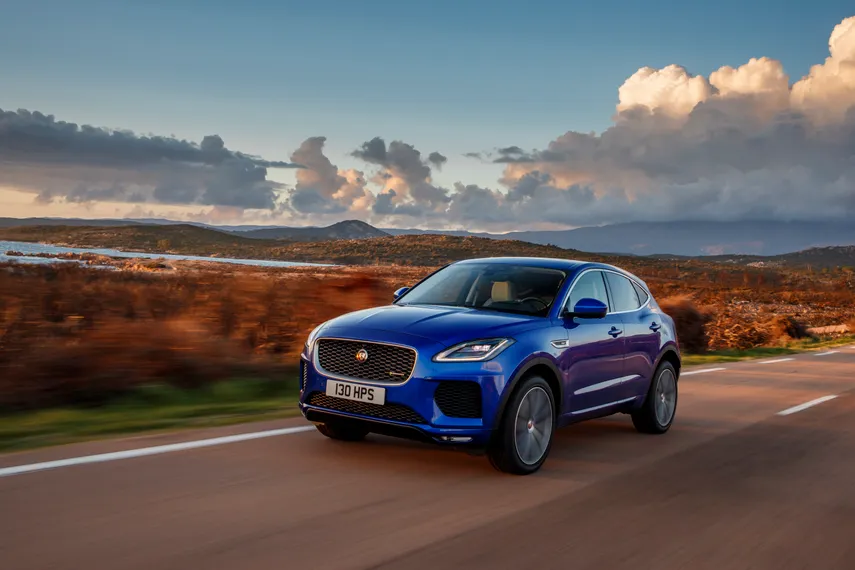 Капитал - В Казахстане начались продажи компактного кроссовера от Jaguar