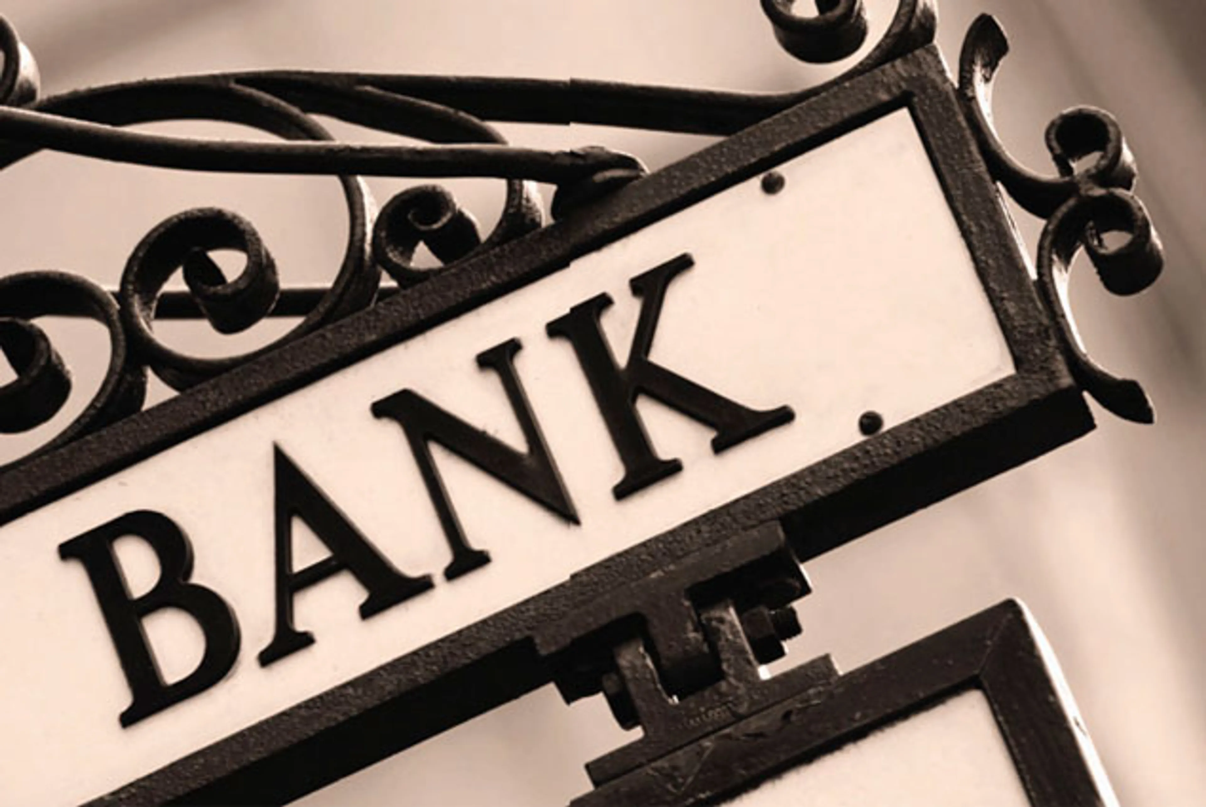 Капитал - Банки ЕС скрывают риски на триллион долларов