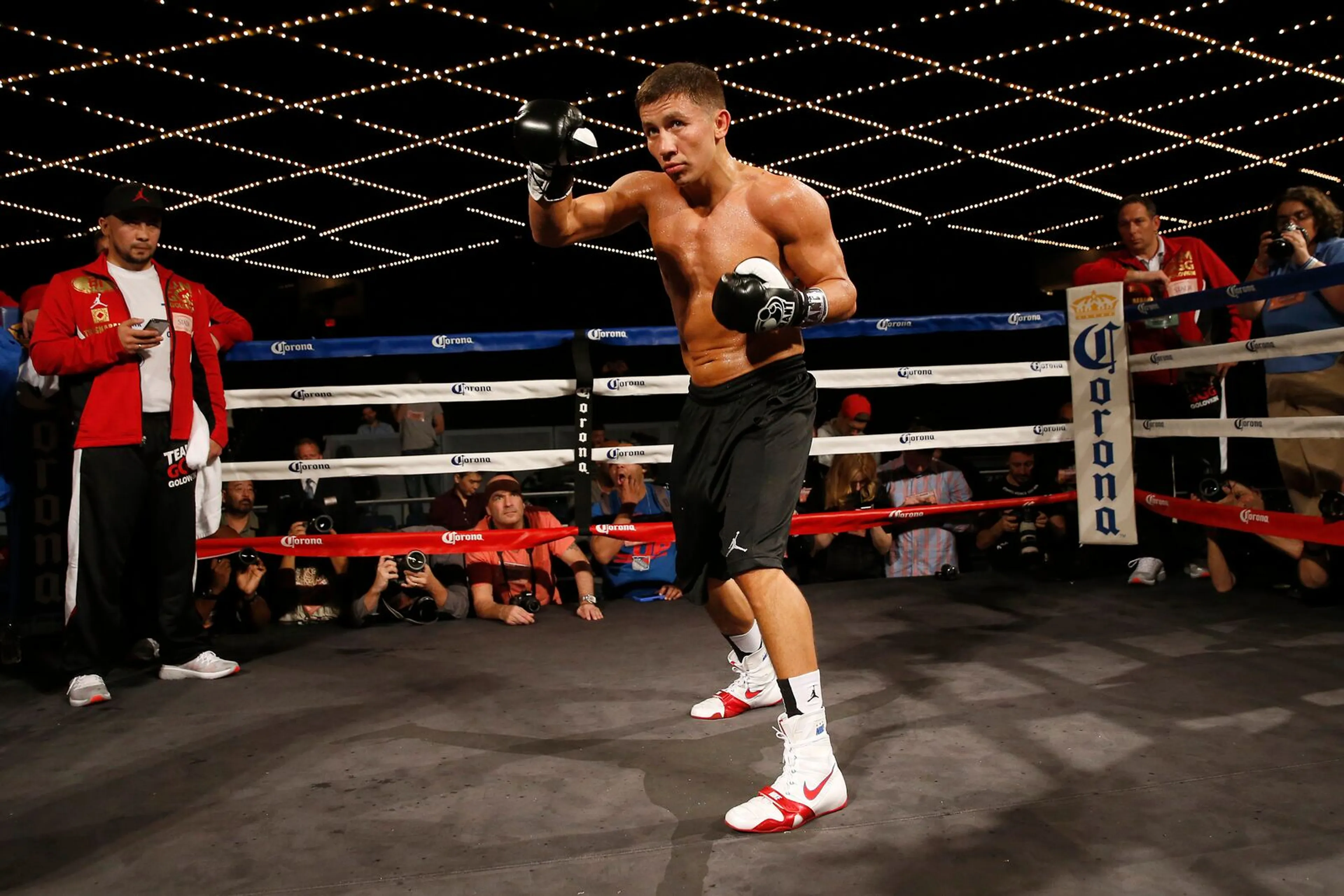 Капитал - Головкин возглавил рейтинг лучших боксеров мира