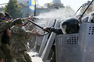 Капитал - Бросивший гранату возле Рады задержан