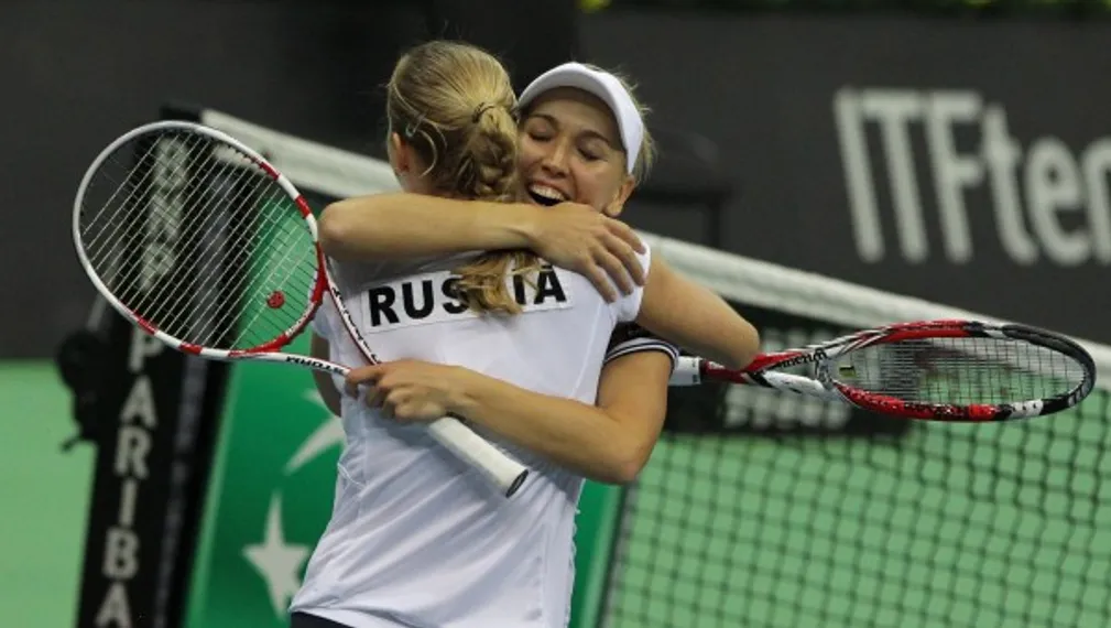 Капитал - Российские теннисистки сыграют с итальянками в финале Кубка Федерации