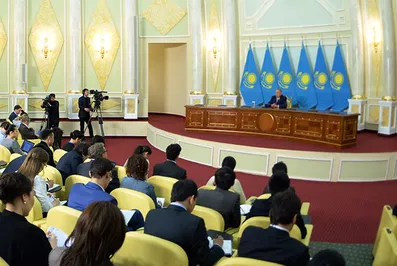 Нурсултан Назарбаев: Наш приоритет – соседние Россия и КНР