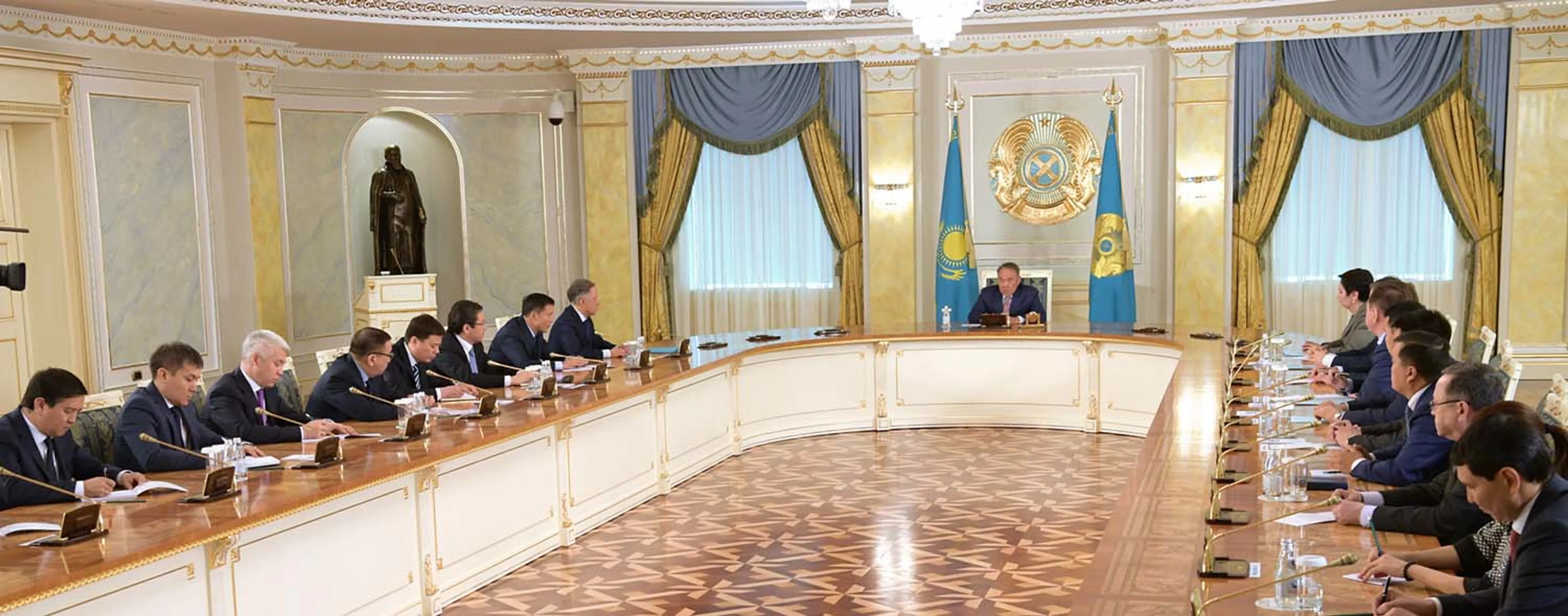 Капитал - Президент высоко оценил работу Нурлана Нигматулина