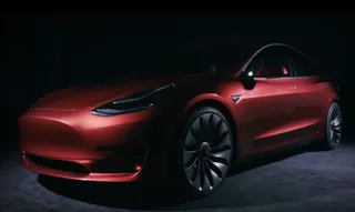 Капитал - Элон Маск показал дизайн бюджетной Tesla 3