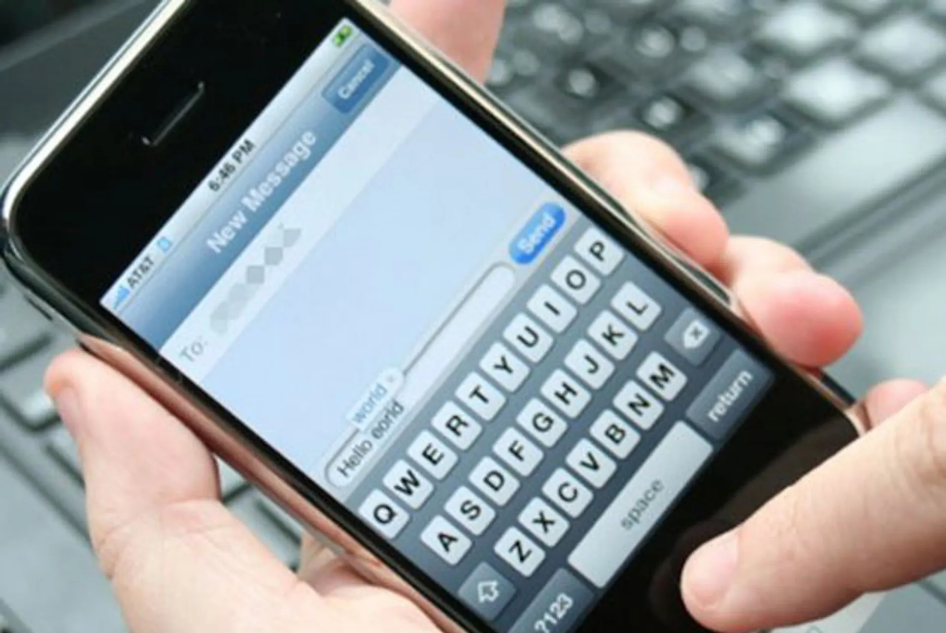 Капитал - Apple и Microsoft отказались раскрывать переписку пользователей