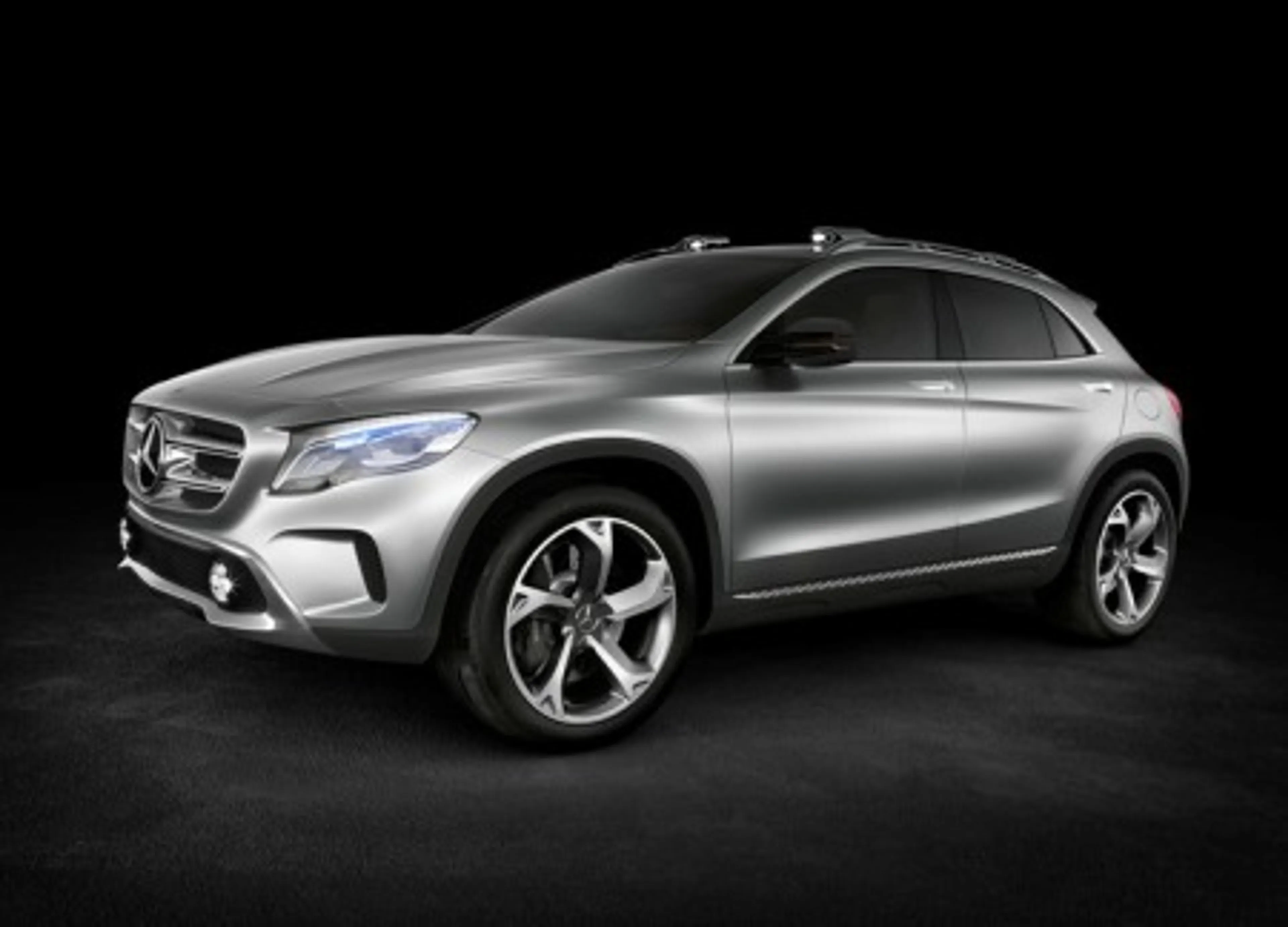 Капитал - Mercedes-Benz GLA рассекречен!