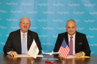 Капитал - ААК и Boeing будут сотрудничать в сфере безопасности полетов