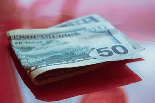 Капитал - Дневные торги: 383,8 тенге за доллар