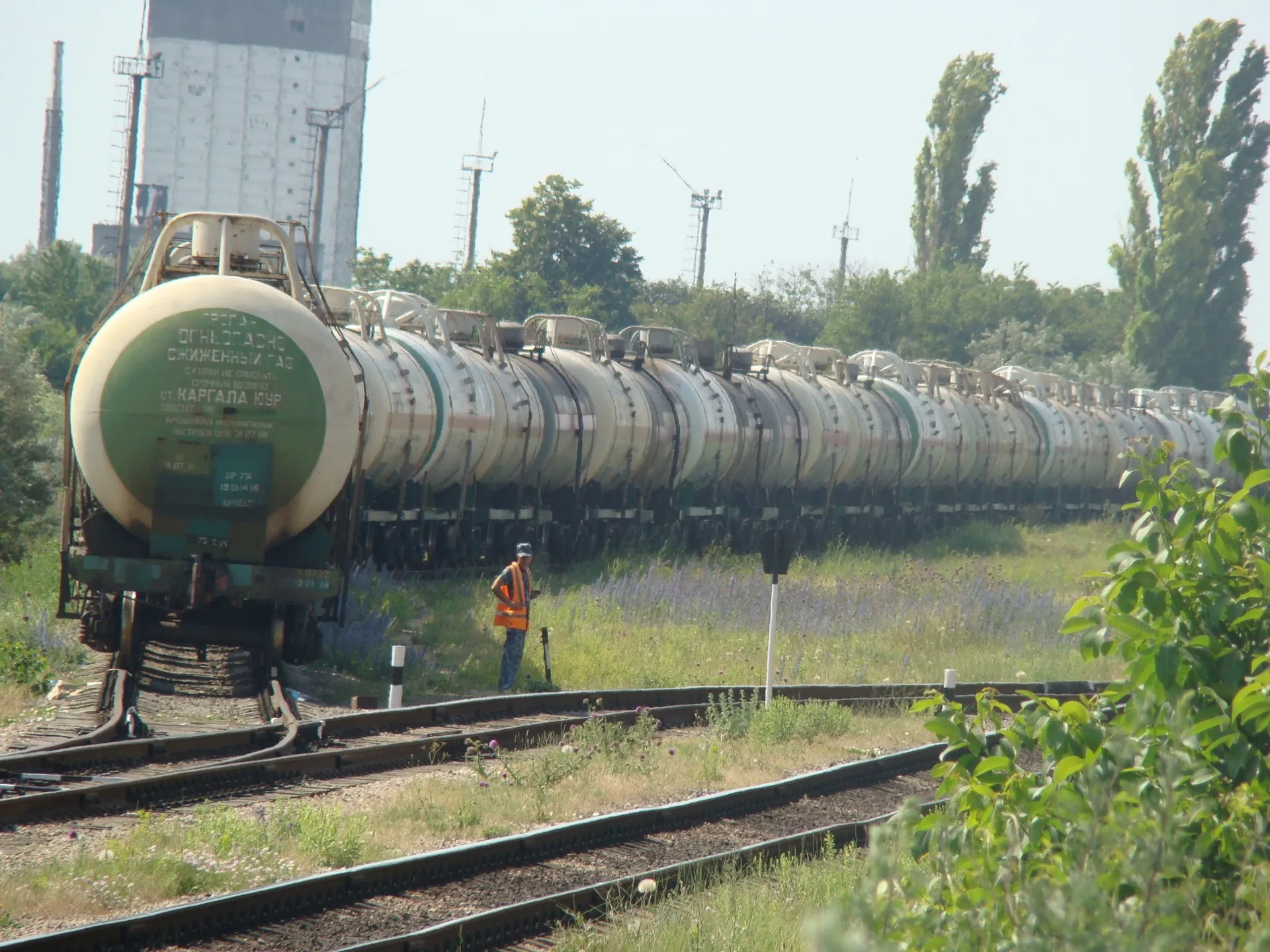 Капитал - Россия разрешит транзит ряда товаров из Украины в Казахстан